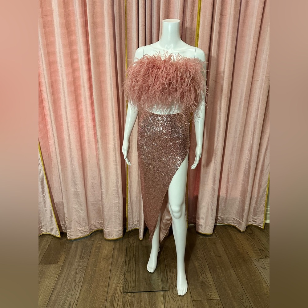Sherri Hill 55556 Pink Feather Sequin Gown Sz 00 NWT $498 — 78 characters